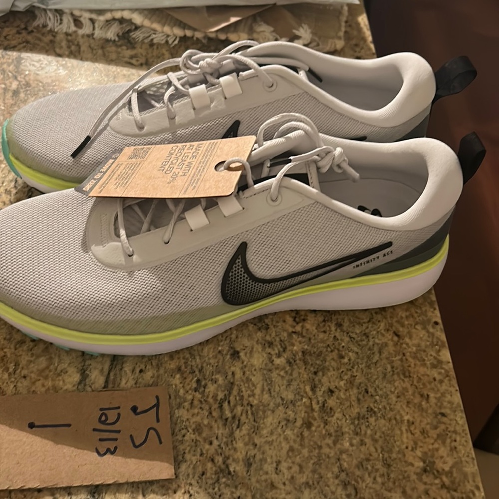 Nike infinity ace golf 11.5